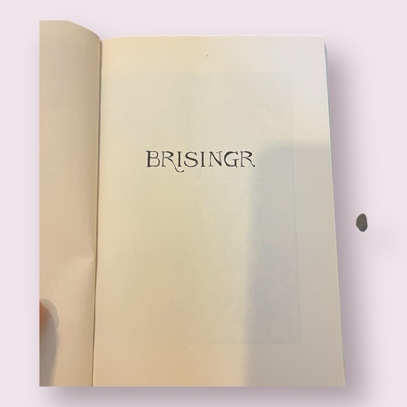 The Eragon 4 book series - Christopher Paolini 
1 paperback, 3 hardcovers - Picture 10 of 16